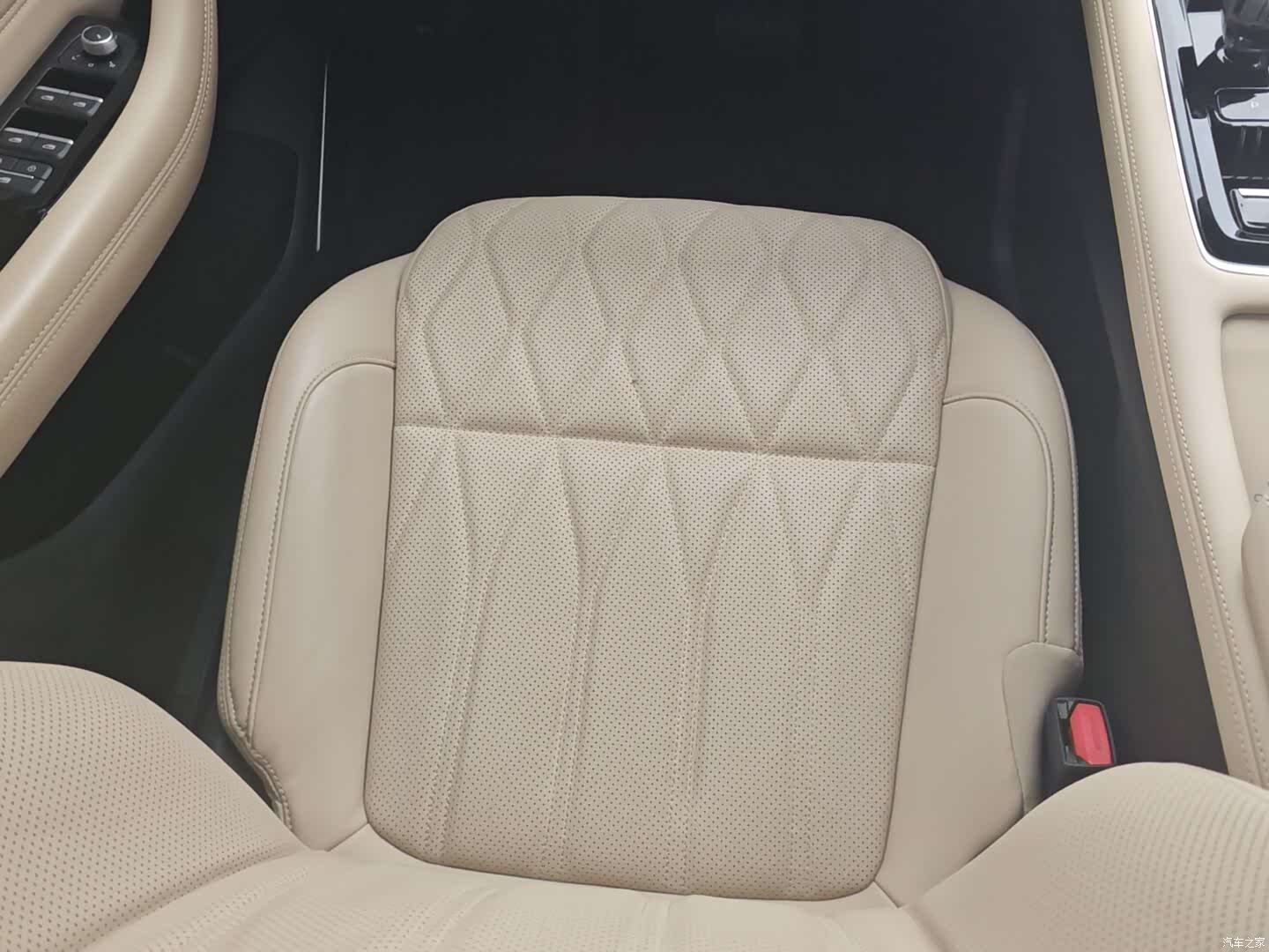 Geely Xingyue L, 2024 7