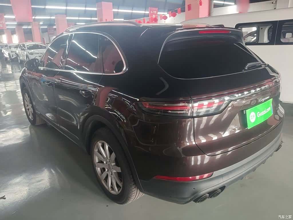 Porsche Cayenne, 2019 все фото