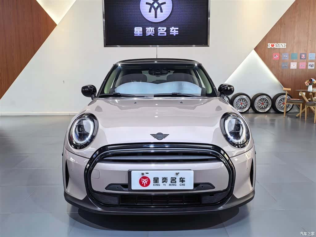 Mini Cooper, 2022 2