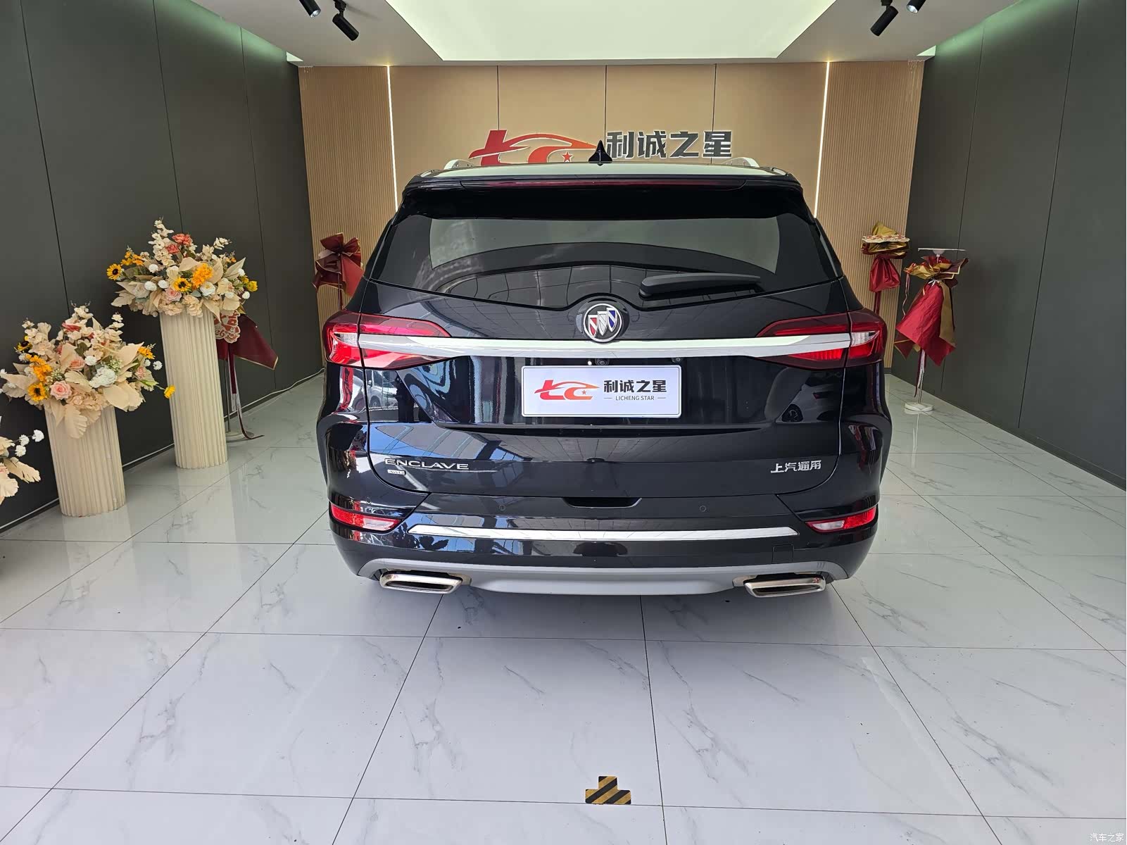 Buick Enclave, 2024 все фото