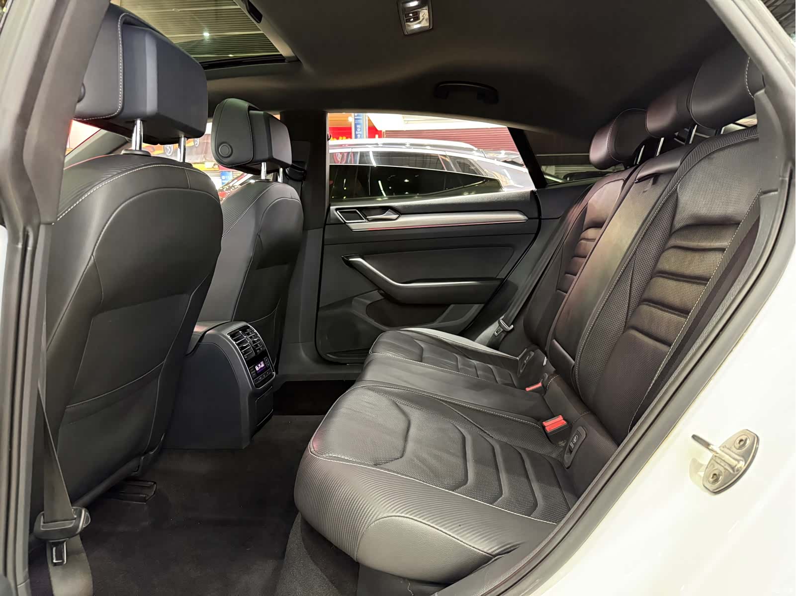 Volkswagen CC, 2019 16
