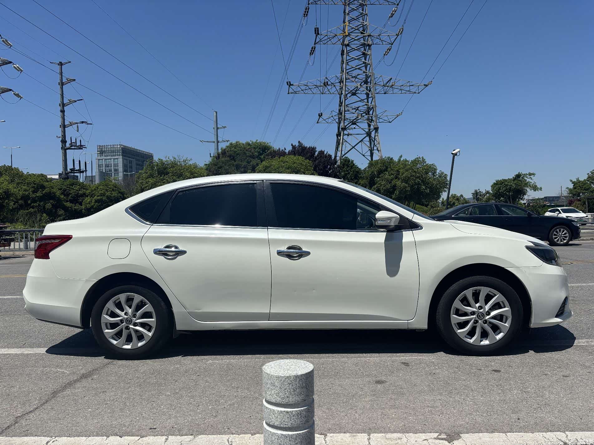 Nissan Sylphy, 2017 4