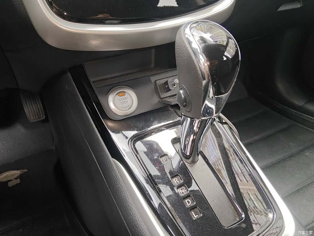 Nissan Tiida, 2018 7