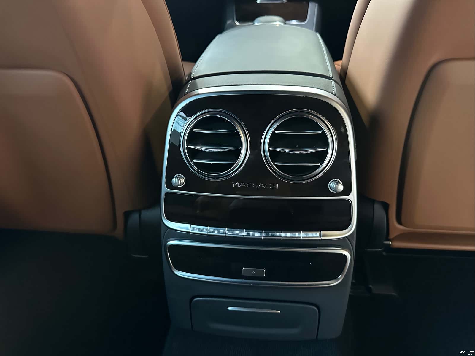 Maybach S-Class, 2020 11