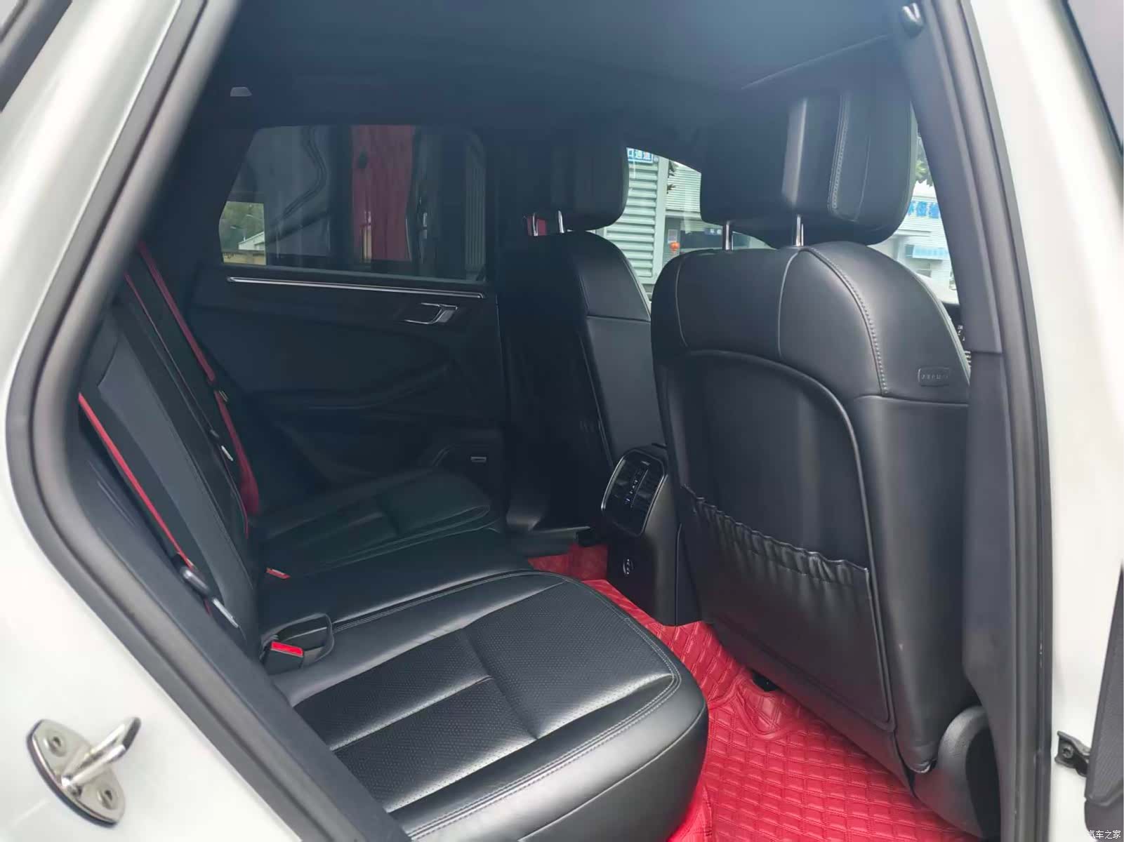 Porsche Macan, 2021 9