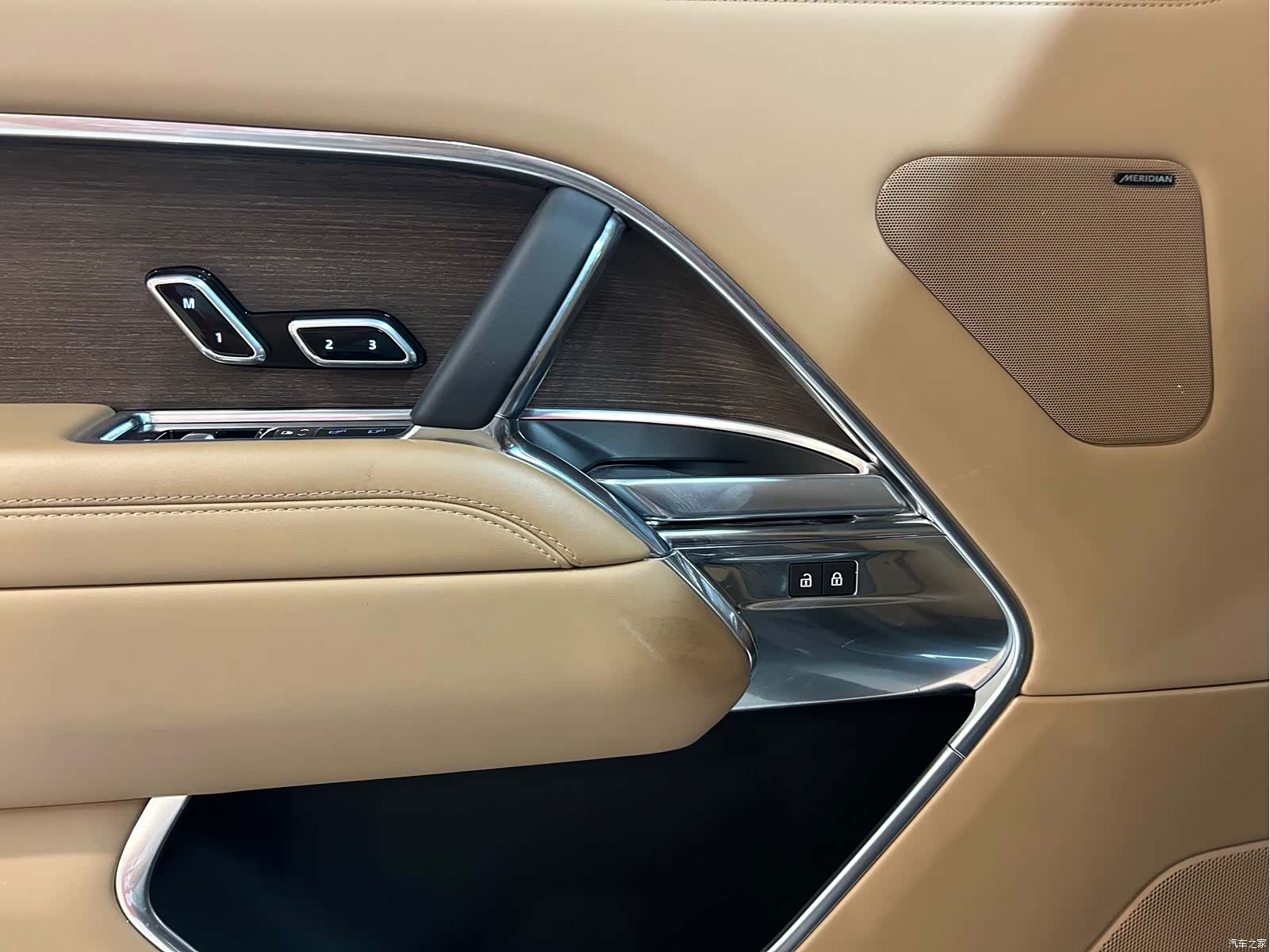 Land Rover Range Rover, 2023 18