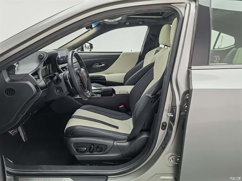Lexus ES, 2022 10