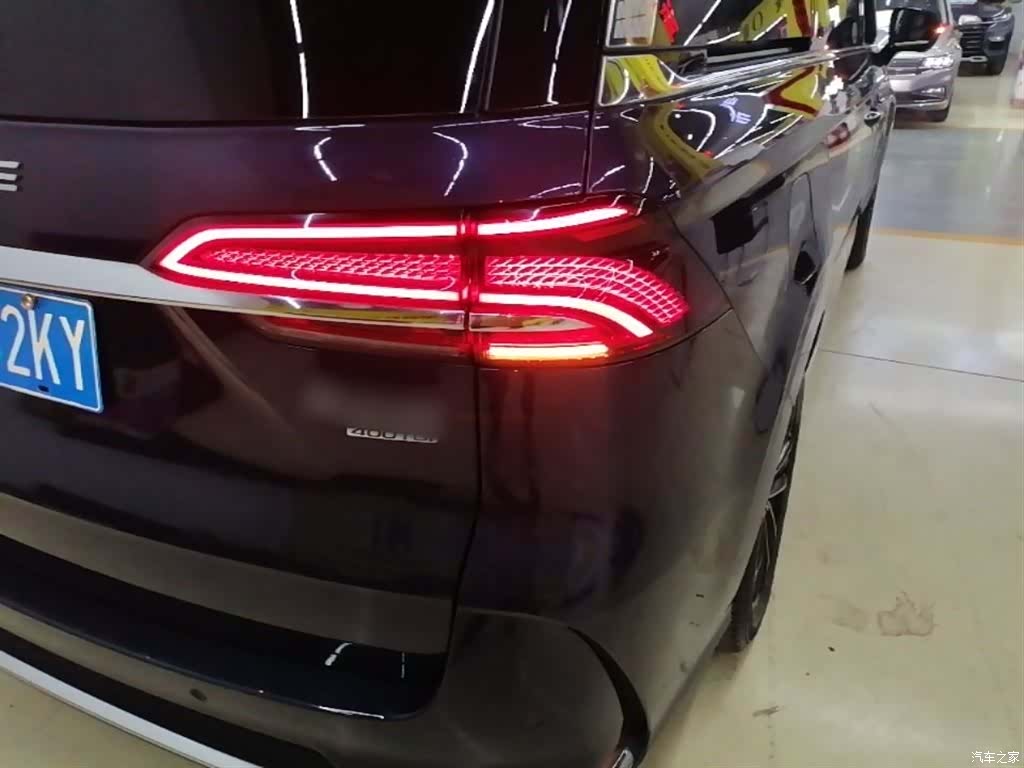 Roewe iMAX8, 2021 8