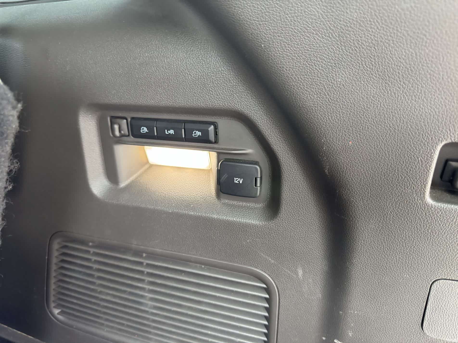 Ford Explorer, 2020 23