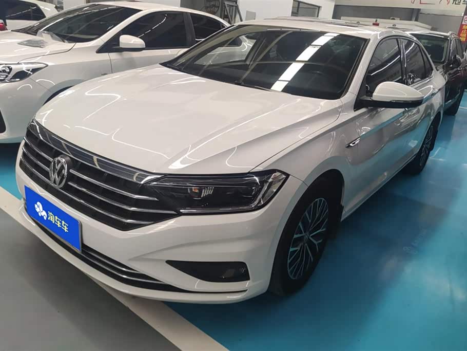 Volkswagen Sagitar