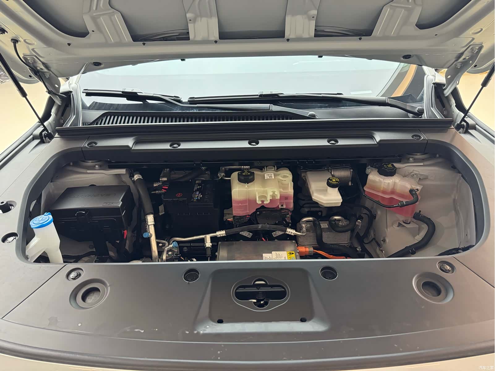 Leapmotor C10, 2025 18