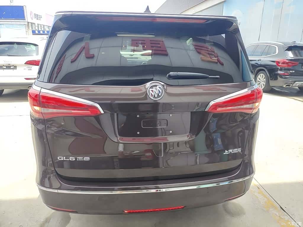Buick GL8, 2017 6