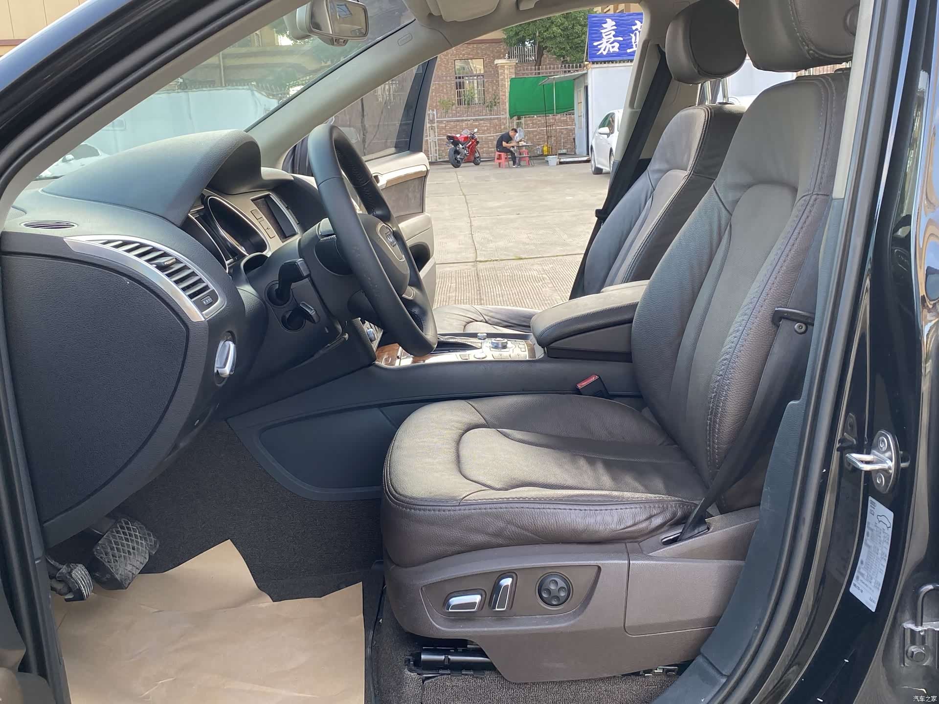 Audi Q7, 2015 4