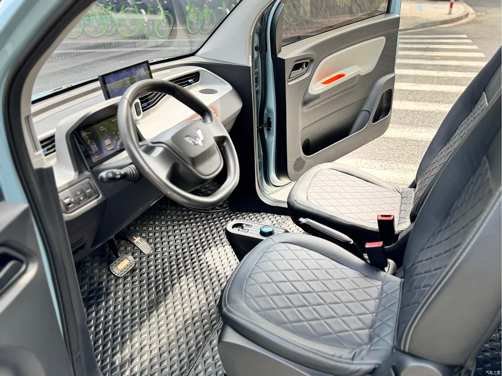 Wuling MINIEV, 2022 8
