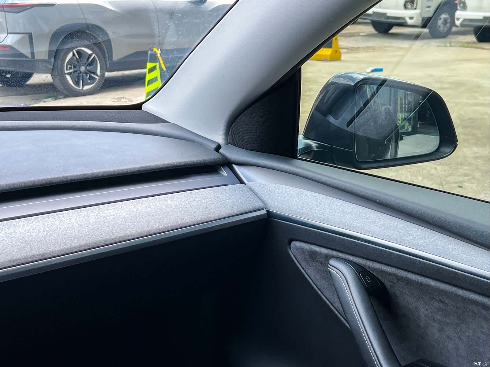 Tesla Model Y, 2024 10