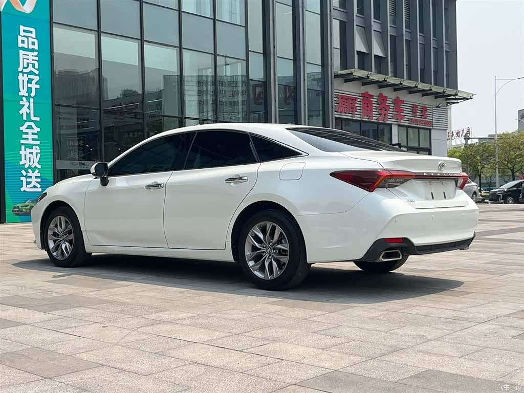 Toyota Avalon, 2020 6