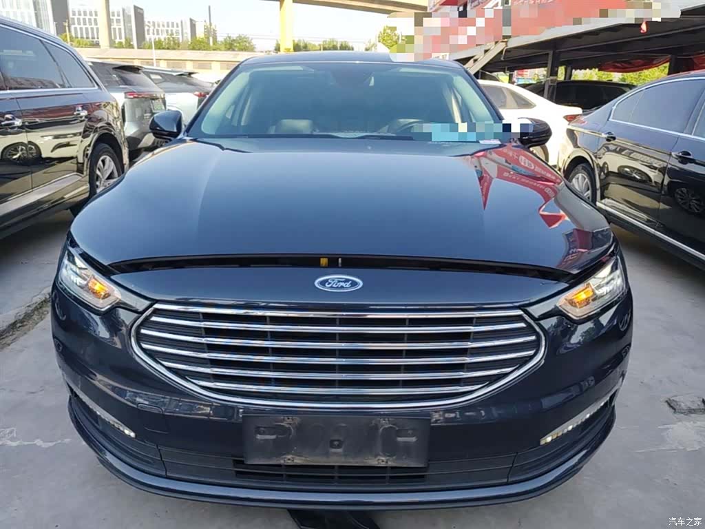 Ford Taurus, 2021 3