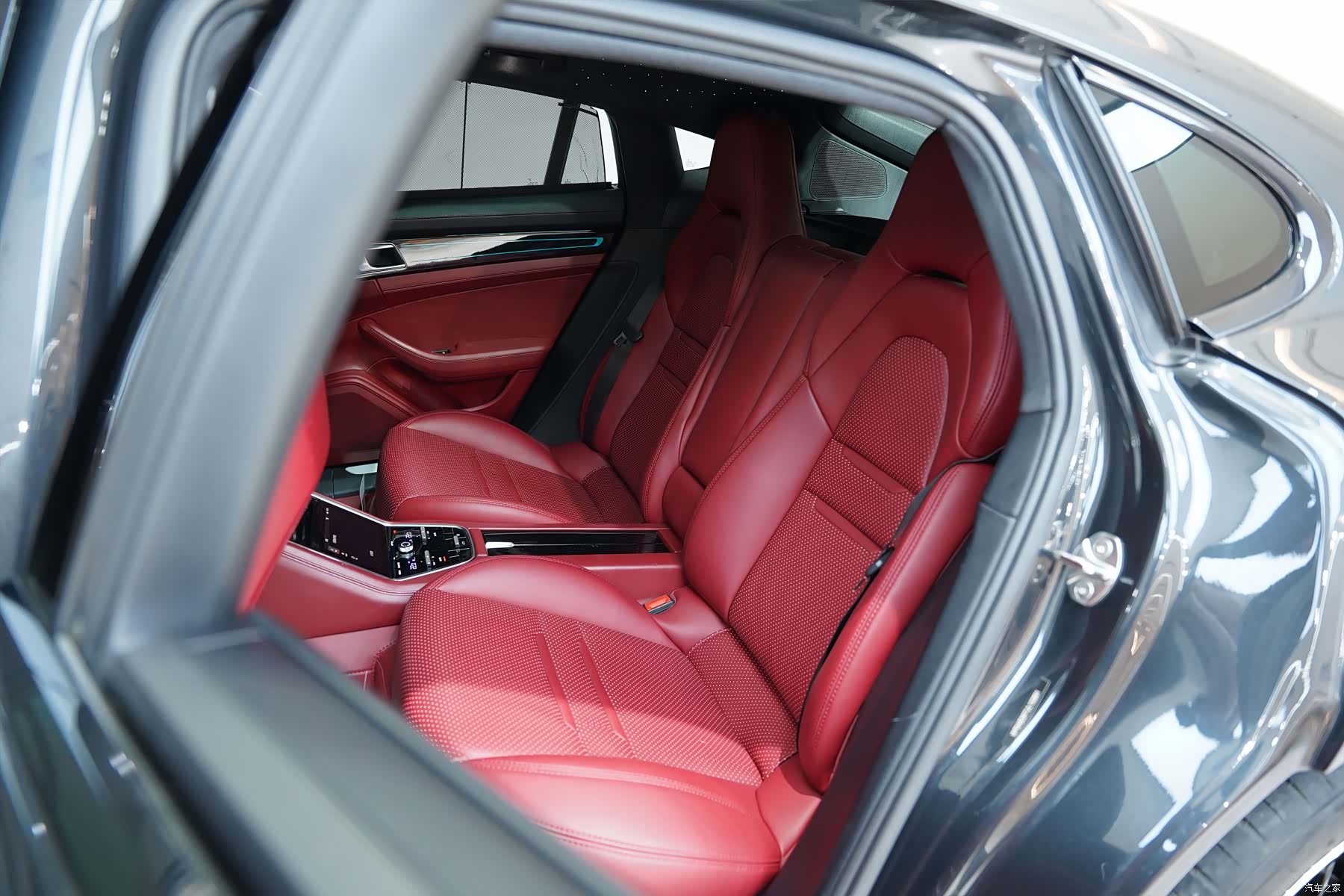 Porsche Panamera, 2018 21