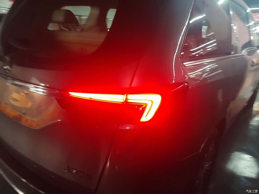 Buick GL8, 2020 8