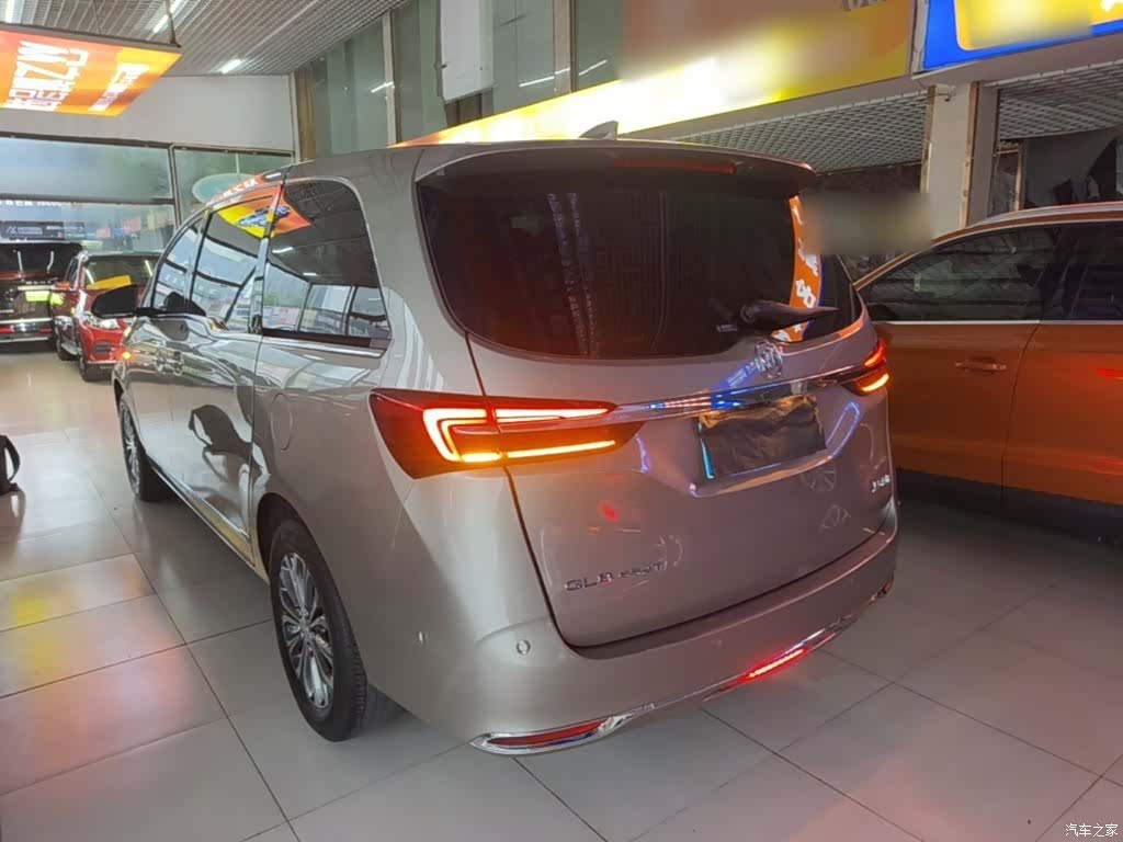 Buick GL8, 2022 все фото