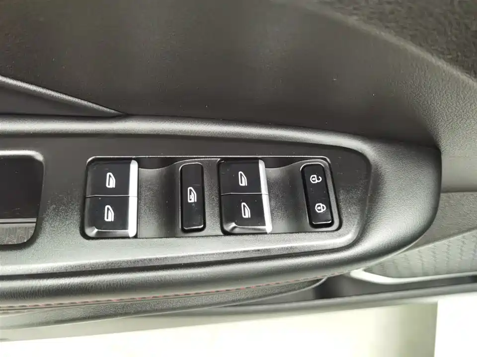 Geely Binrui