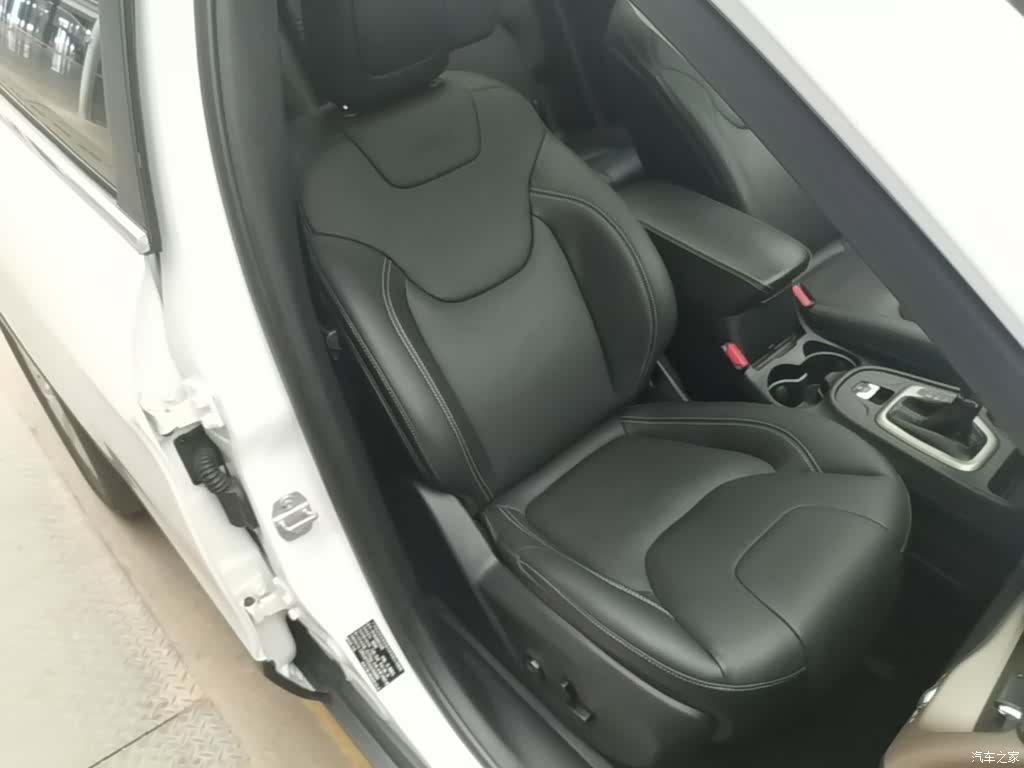 Jeep Cherokee, 2017 25