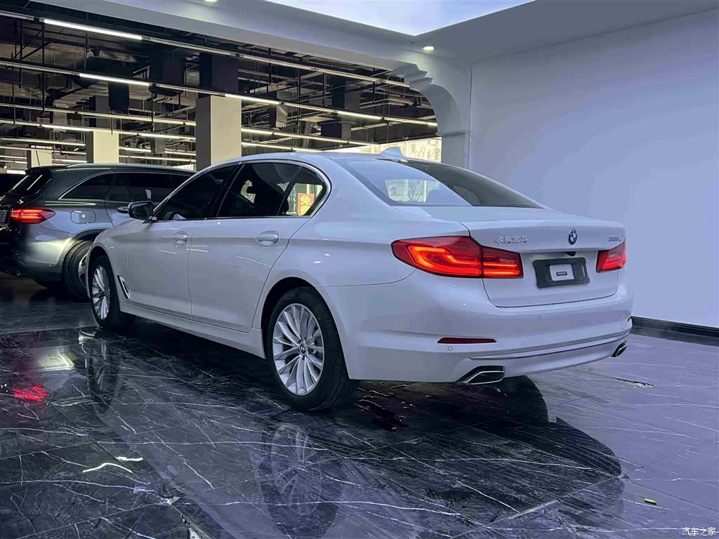 BMW 5 Series, 2019 18
