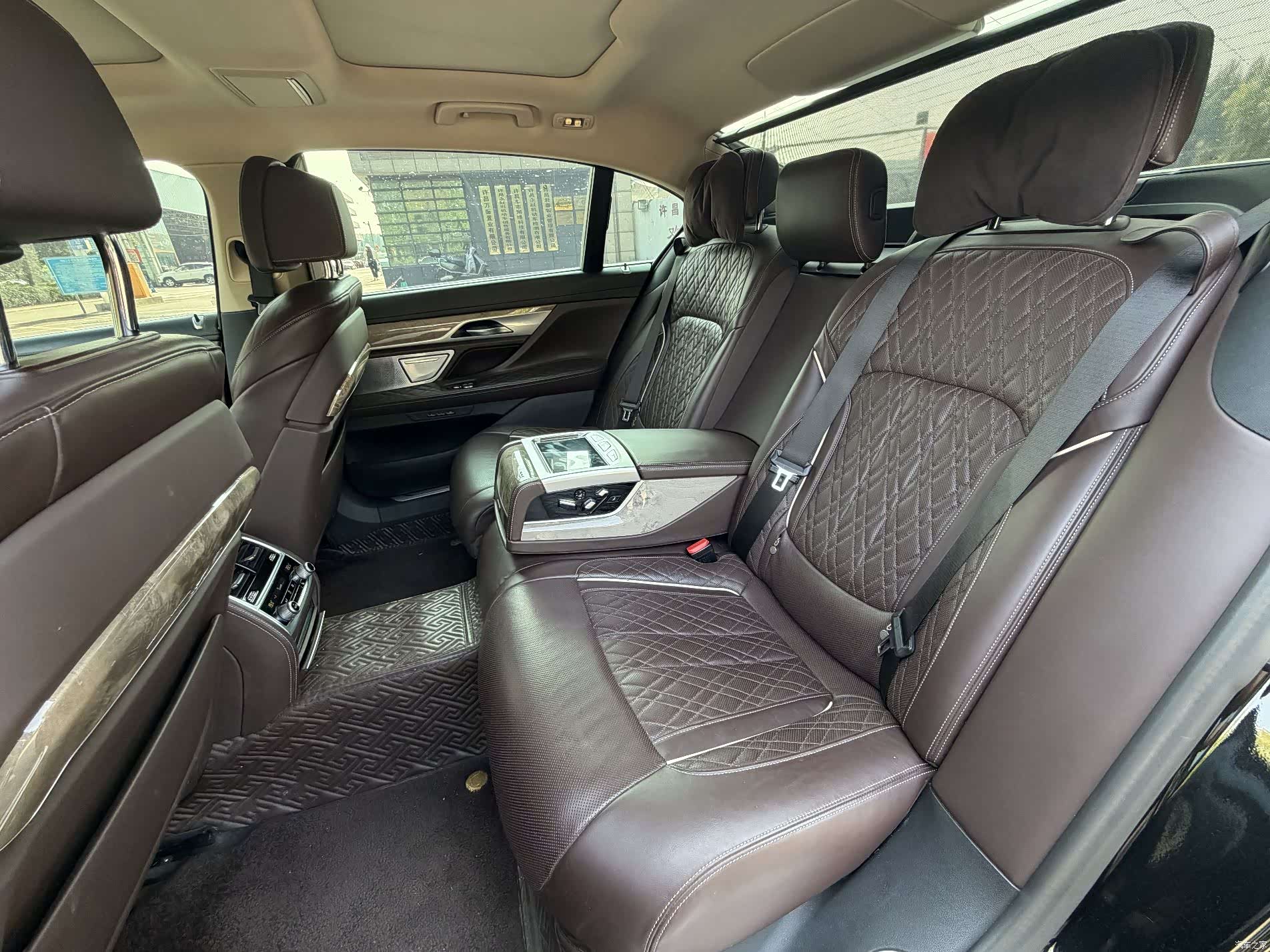 BMW 7 Series, 2020 15