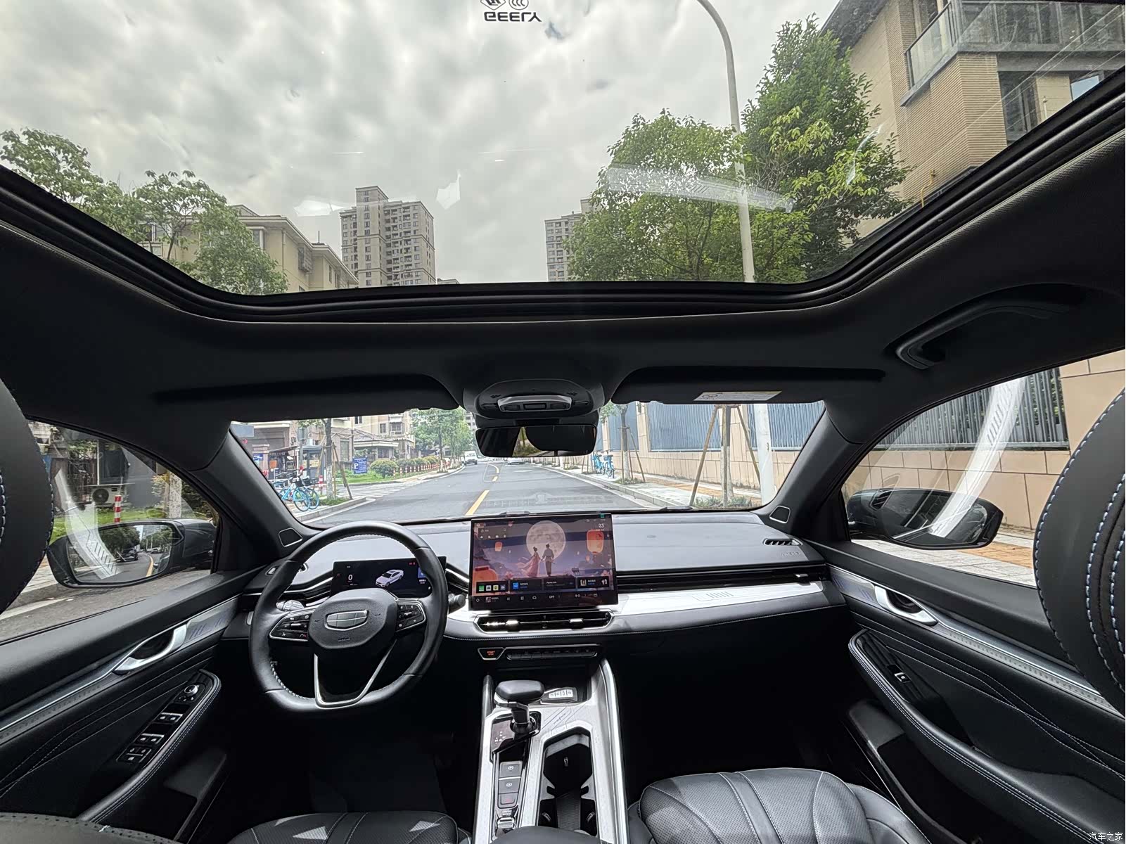 Geely Preface, 2025 12