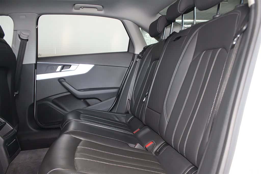 Audi A4L, 2024 8