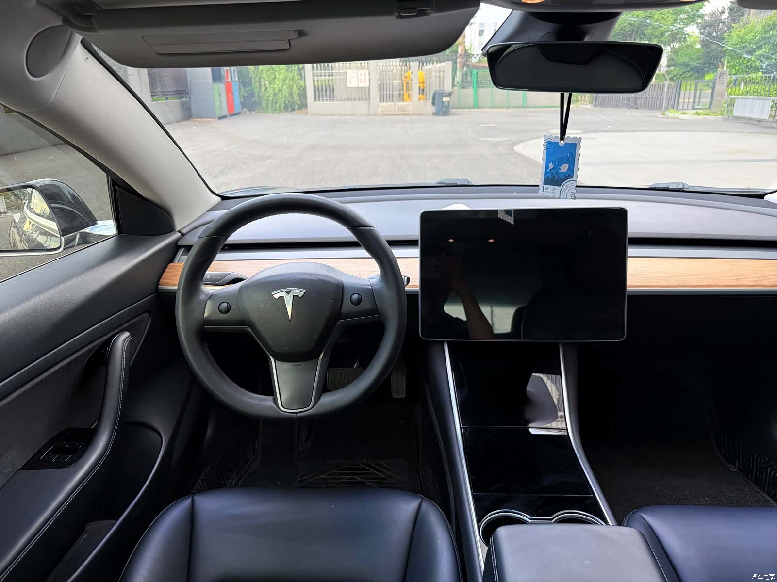 Tesla Model 3, 2020 7