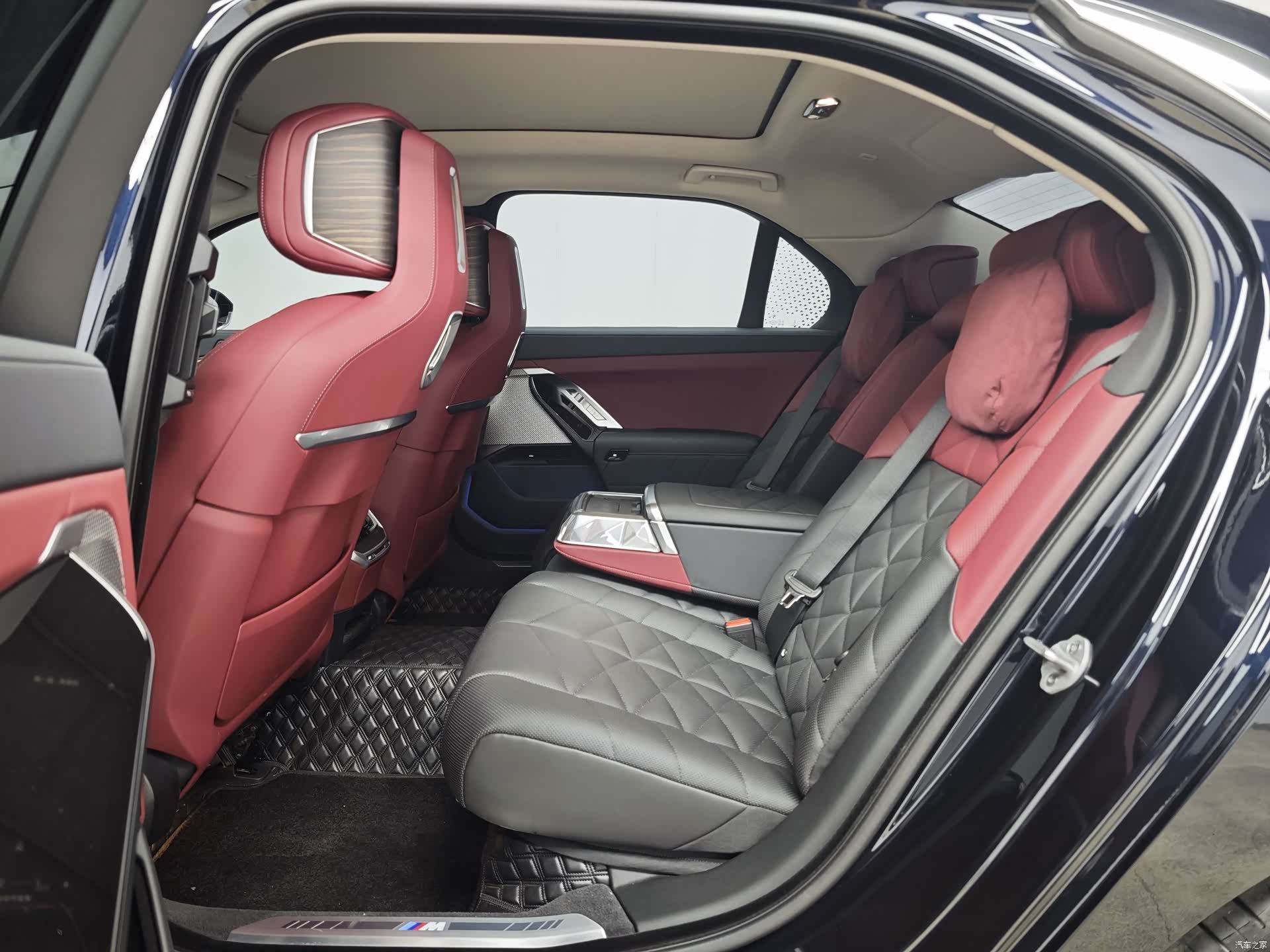 BMW 7 Series, 2026 8