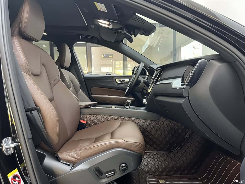 Volvo XC60, 2022 15