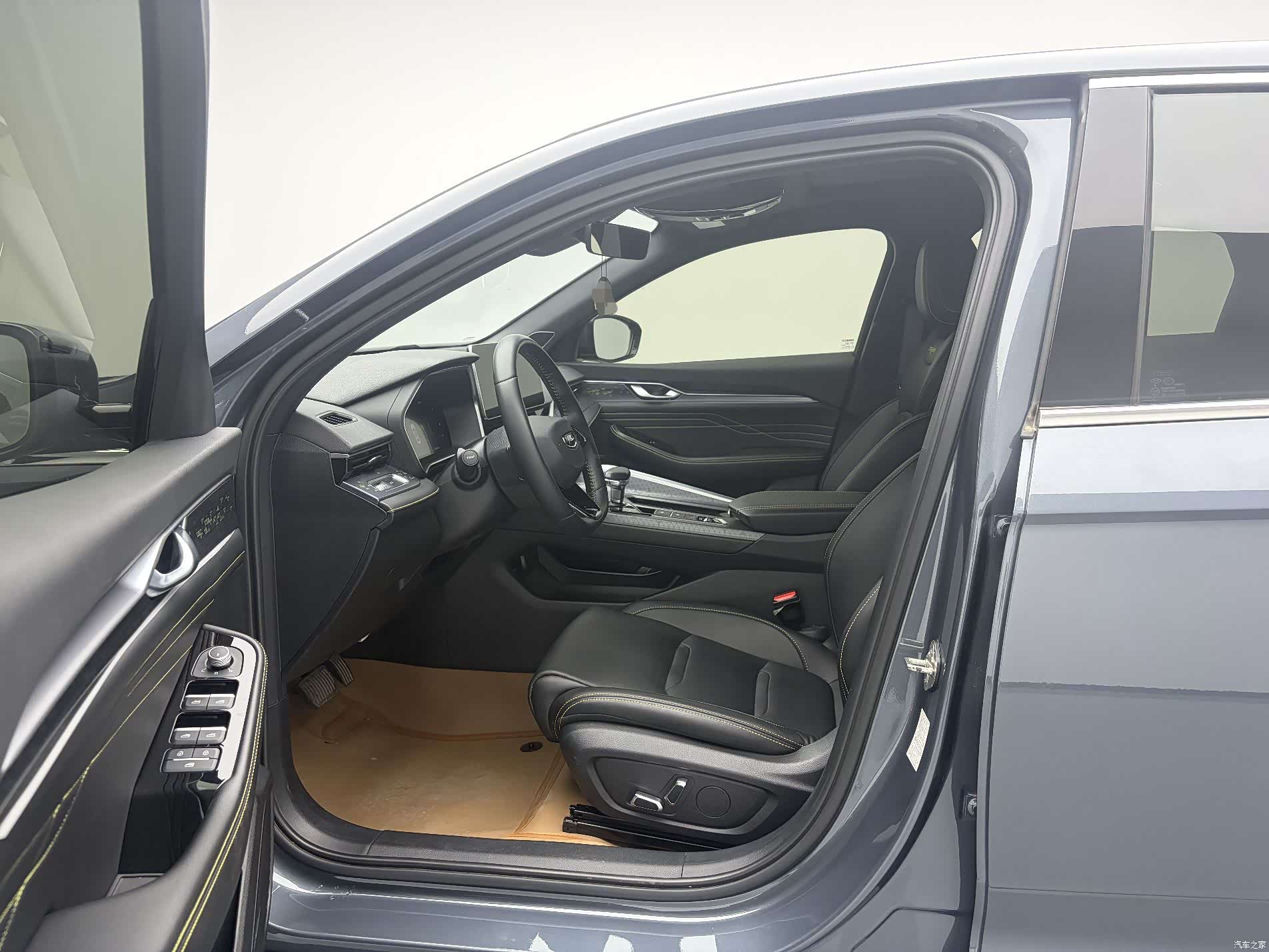 Geely Preface, 2024 15