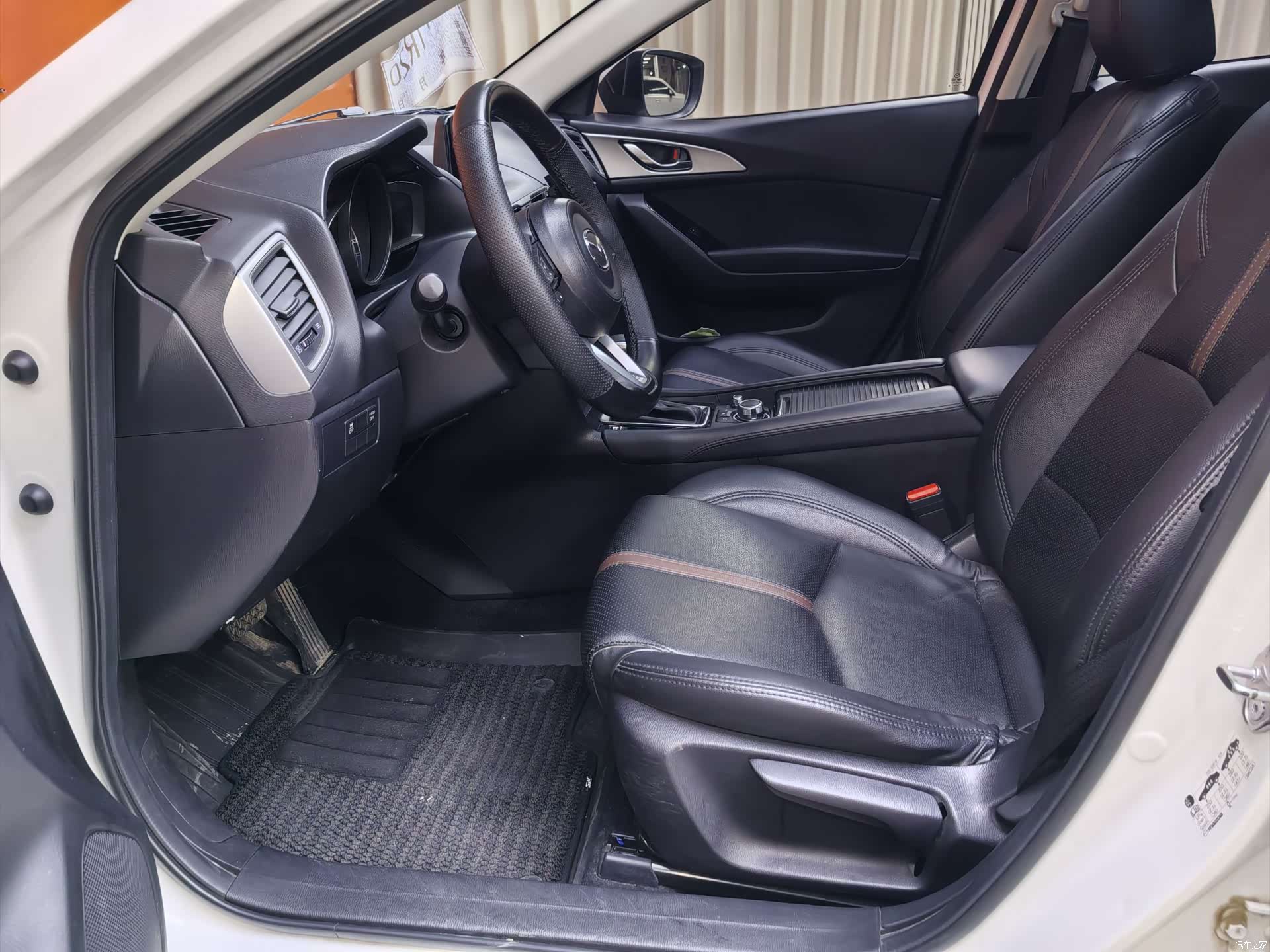 Mazda Mazda3, 2018 16