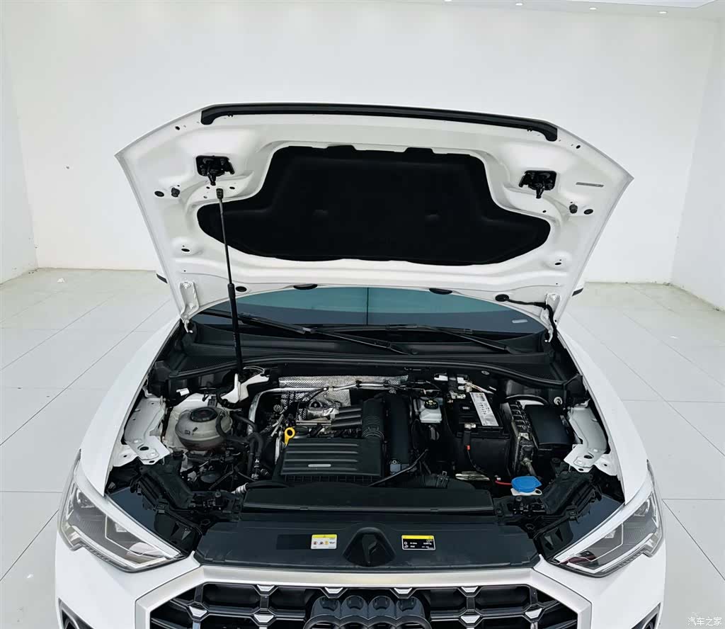 Audi Q3, 2022 26