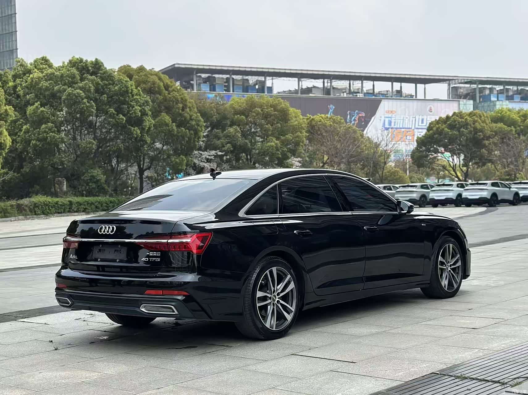 Audi A6L, 2019 9