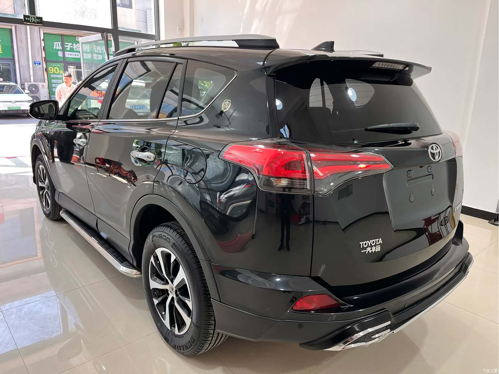 Toyota RAV4, 2016 3