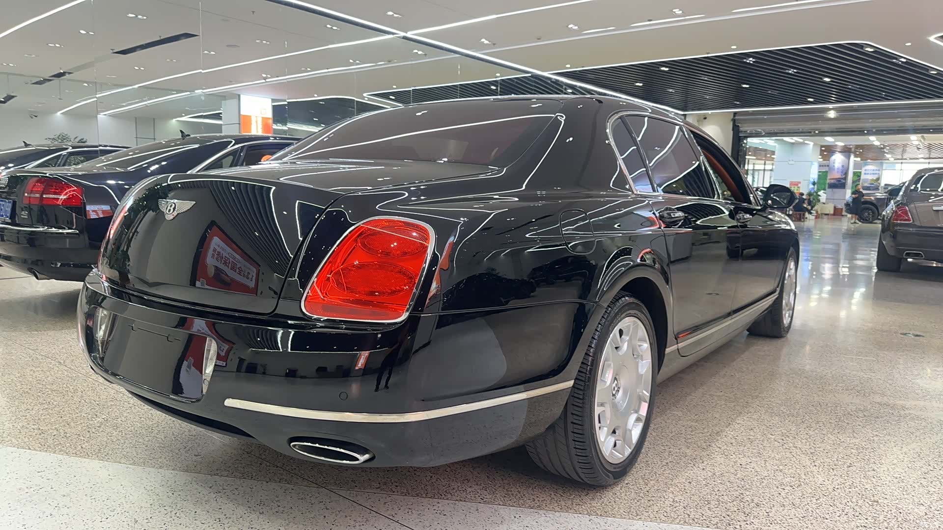 Bentley Flying Spur, 2012 7