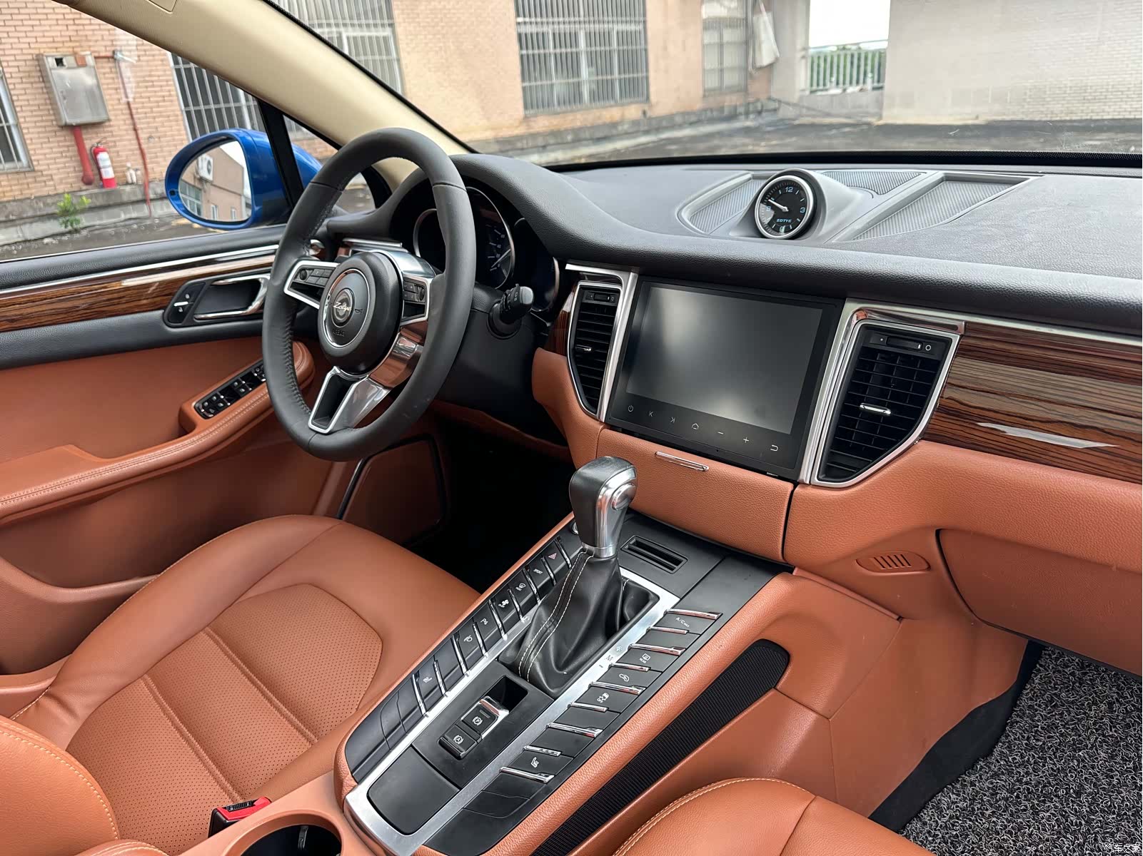 Zotye SR9, 2017 12