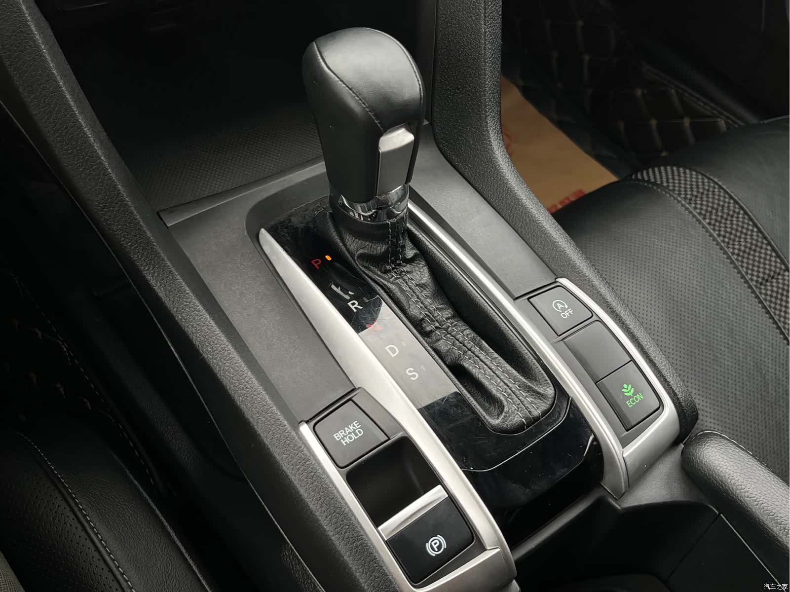 Honda Civic, 2019 17