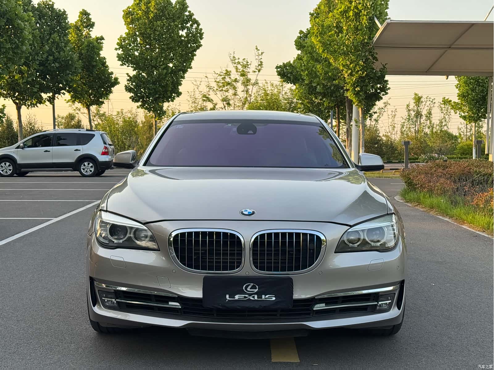 BMW 7 Series, 2012 2