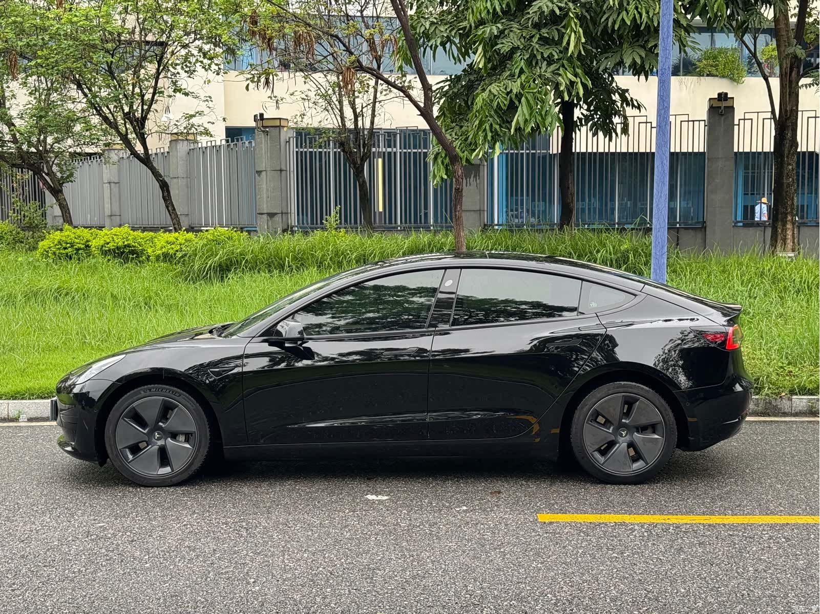 Tesla Model 3, 2023 14