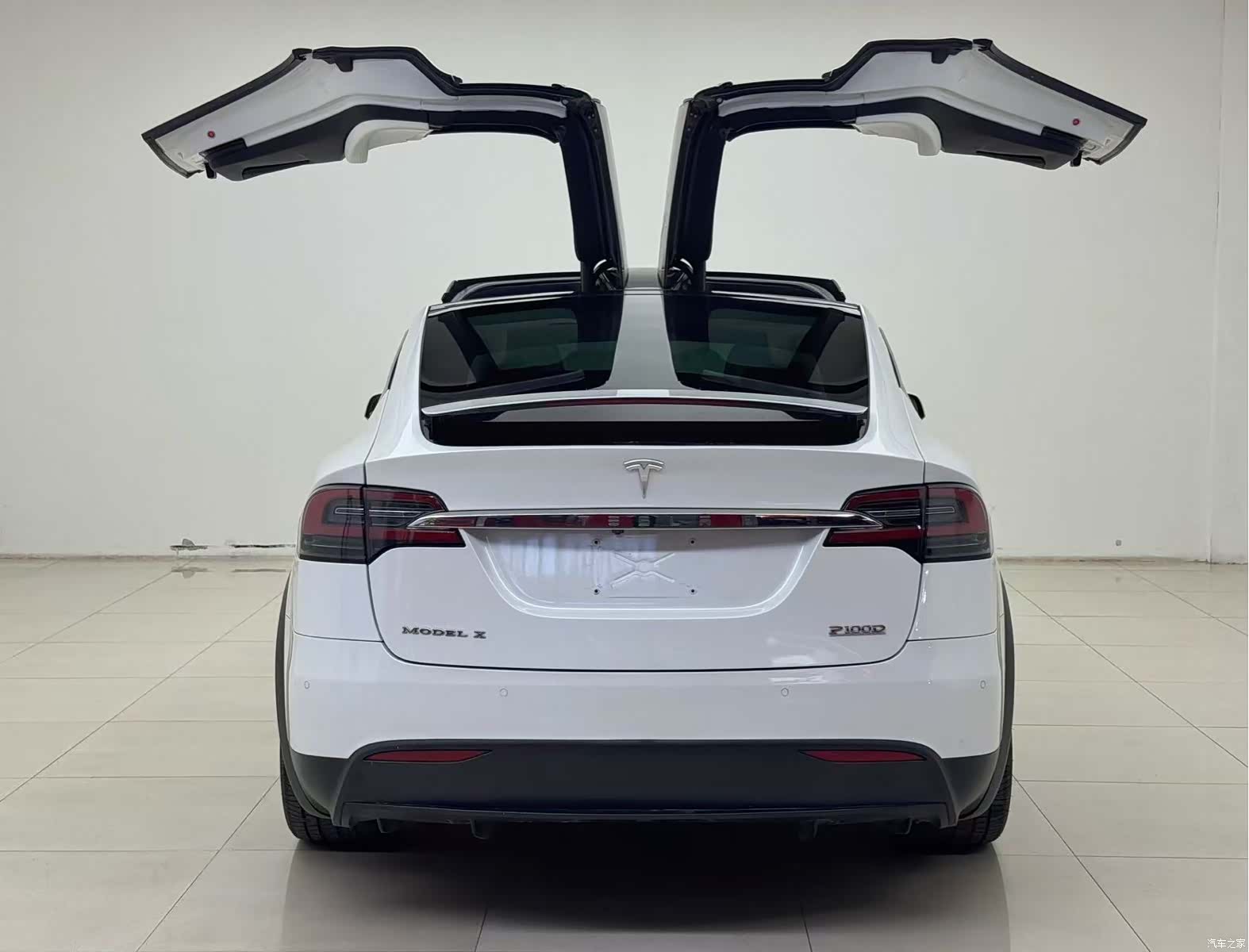 Tesla Model X, 2016 все фото