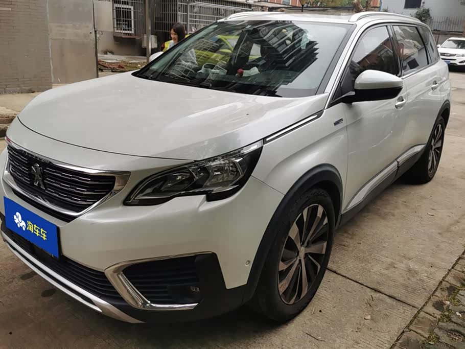 Peugeot 5008