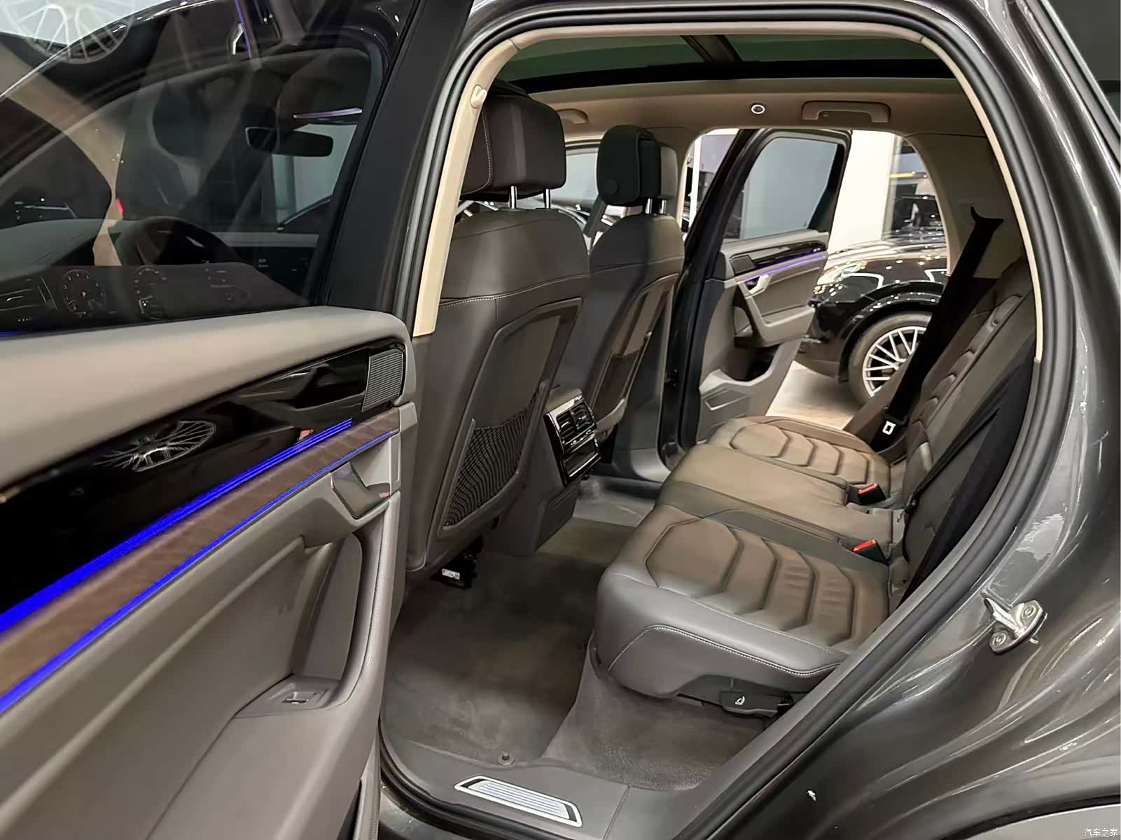 Volkswagen Touareg, 2023 7