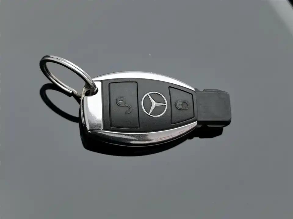 Mercedes-Benz R-class