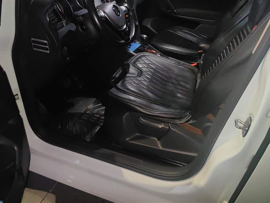 Volkswagen Golf*Jiayu