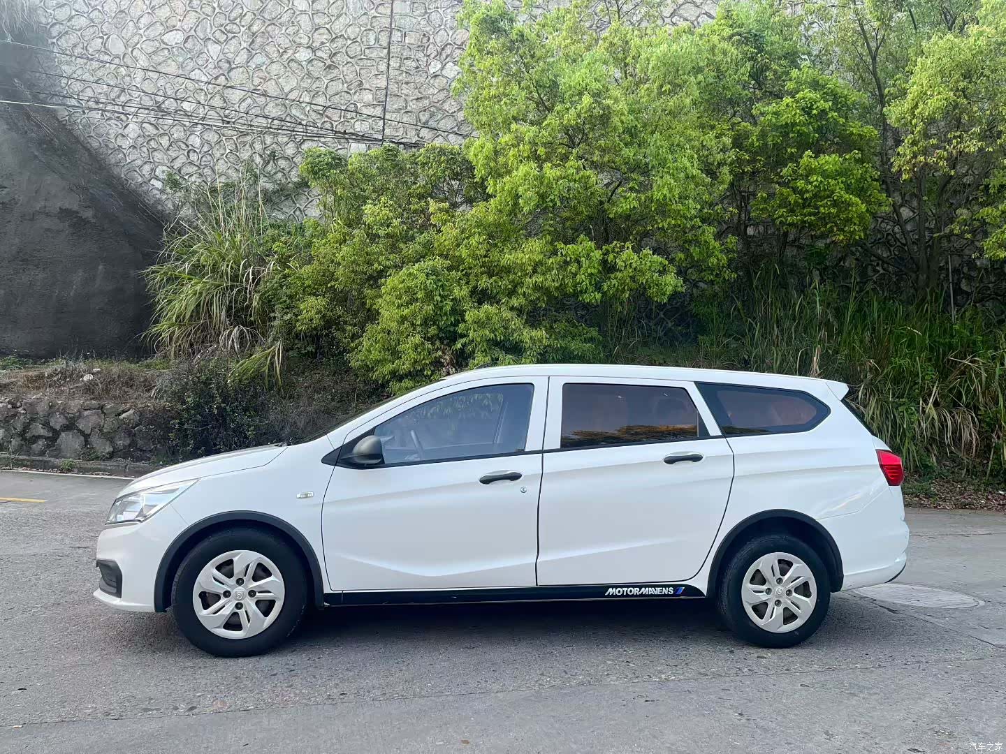 Wuling 310W, 2018 все фото