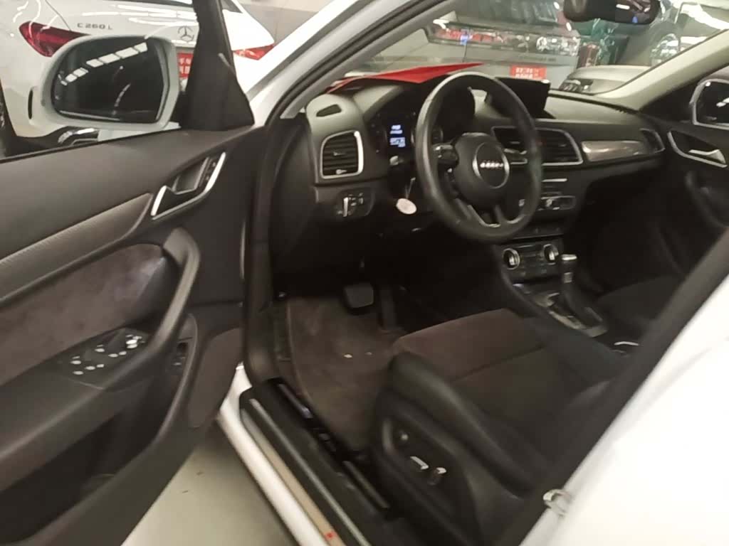 Audi Q3, 2018 16